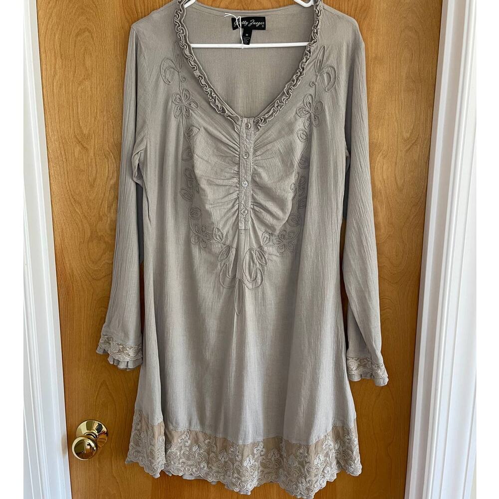 Gretty Zueger Embroidered Dress Size M